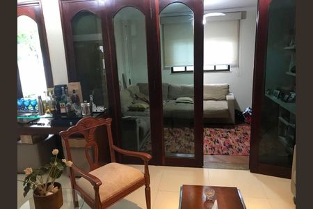 Casa à venda com 4 quartos, 350m² em Barra da Tijuca, Rio de Janeiro