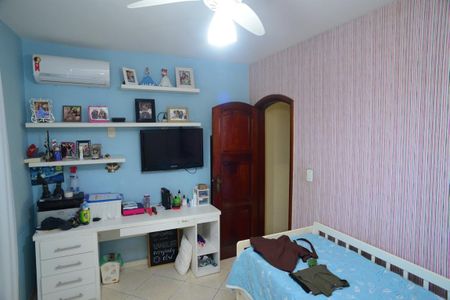 Casa à venda com 350m², 4 quartos e 2 vagasQuarto 1