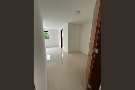 Casa à venda com 2 quartos, 92m² em Vargem Grande, Rio de Janeiro