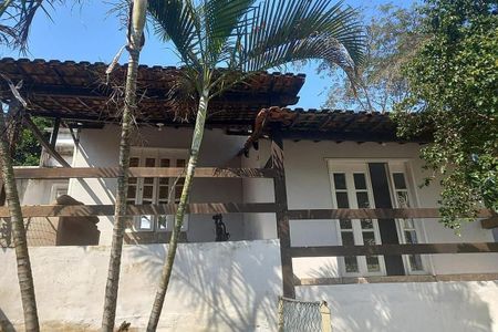 Casa à venda com 120m², 3 quartos e sem vaga