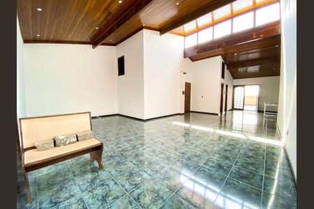 Casa à venda com 3 quartos, 238m² em Água Santa, Rio de Janeiro