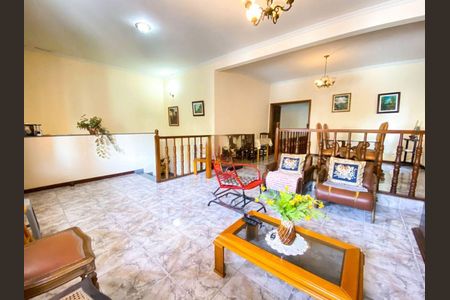 Casa à venda com 3 quartos, 238m² em Água Santa, Rio de Janeiro