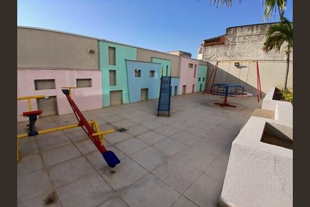 Apartamento à venda com 3 quartos, 70m² em Olaria, Rio de Janeiro