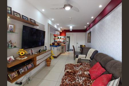Apartamento à venda com 3 quartos, 70m² em Olaria, Rio de Janeiro