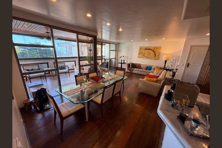 Apartamento à venda com 4 quartos, 180m² em Barra da Tijuca, Rio de Janeiro