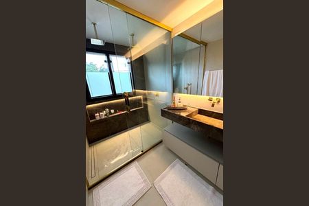 Casa à venda com 4 quartos, 451m² em Jardim Guanabara, Rio de Janeiro