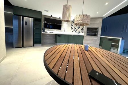 Casa à venda com 4 quartos, 451m² em Jardim Guanabara, Rio de Janeiro