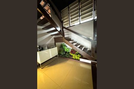 Casa à venda com 4 quartos, 451m² em Jardim Guanabara, Rio de Janeiro