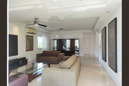 Casa à venda com 5 quartos, 420m² em Vargem Grande, Rio de Janeiro
