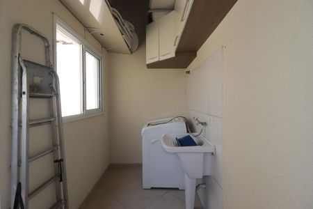 Apartamento à venda com 142m², 2 quartos e 1 vagaÁrea de Serviço