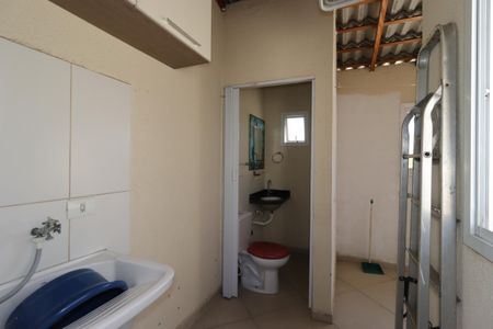 Apartamento à venda com 142m², 2 quartos e 1 vagaÁrea de Serviço