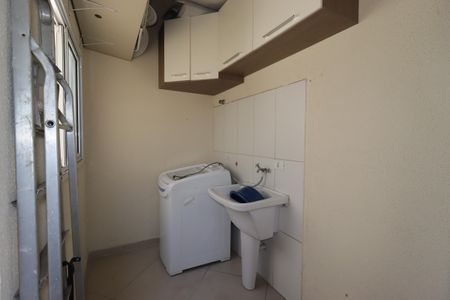 Apartamento à venda com 142m², 2 quartos e 1 vagaÁrea de Serviço