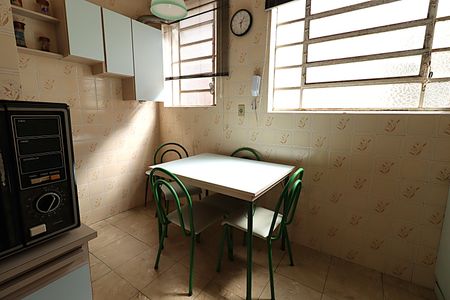 Apartamento à venda com 115m², 3 quartos e sem vagaCozinha