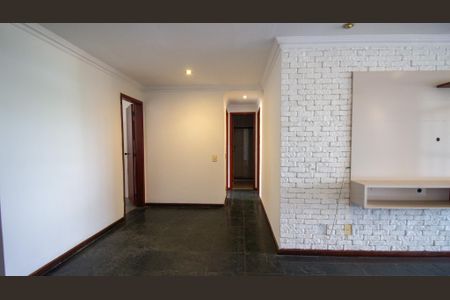 Apartamento à venda com 125m², 2 quartos e 1 vaga Apartamento à venda com 125m², 2 quartos e 1 vagaSala