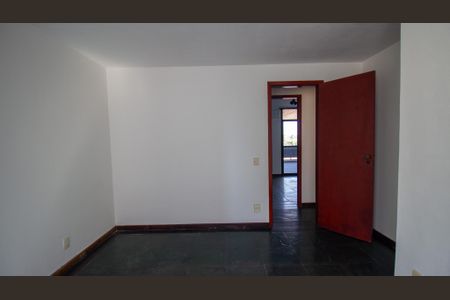 Apartamento à venda com 125m², 2 quartos e 1 vaga Apartamento à venda com 125m², 2 quartos e 1 vagaQuarto