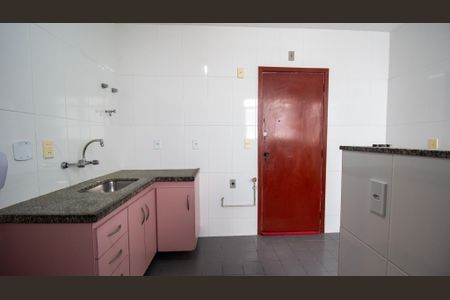 Apartamento à venda com 125m², 2 quartos e 1 vaga Apartamento à venda com 125m², 2 quartos e 1 vagaCozinha