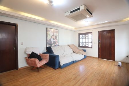 Sala de casa para alugar com 5 quartos, 355m² em Centro, Canoas