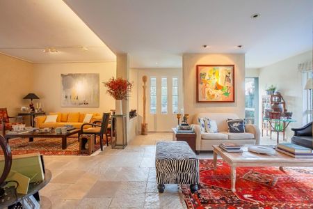 Casa à venda com 4 quartos, 390m² em Pacaembu, São Paulo