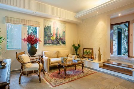Casa à venda com 4 quartos, 390m² em Pacaembu, São Paulo