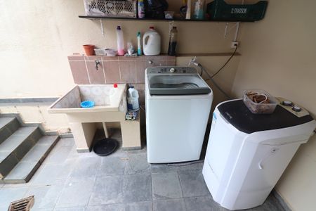 Casa à venda com 162m², 2 quartos e 3 vagasÁrea de Serviço