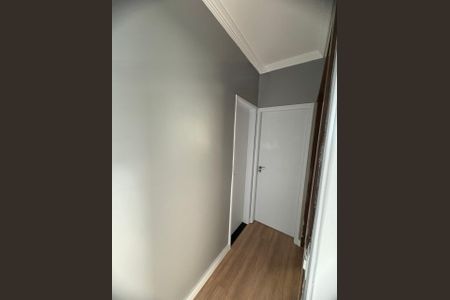 Corredor de apartamento para alugar com 3 quartos, 59m² em Cazeca, Uberlândia