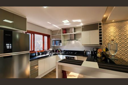 Casa para alugar com 180m², 3 quartos e 2 vagas Casa para alugar com 180m², 3 quartos e 2 vagasCozinha