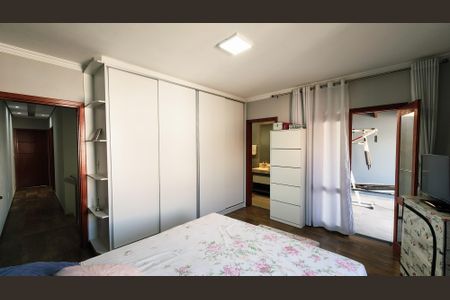 Casa para alugar com 180m², 3 quartos e 2 vagas Casa para alugar com 180m², 3 quartos e 2 vagasQuarto Suíte