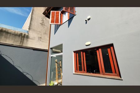 Casa para alugar com 180m², 3 quartos e 2 vagas Casa para alugar com 180m², 3 quartos e 2 vagasQuintal