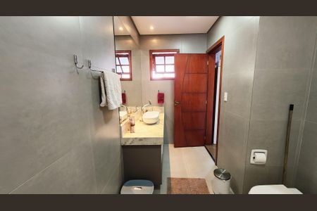 Casa para alugar com 180m², 3 quartos e 2 vagas Casa para alugar com 180m², 3 quartos e 2 vagasBanheiro da Suíte