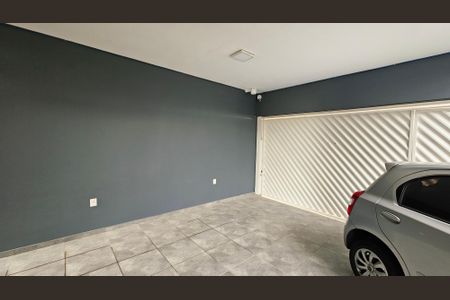 Casa para alugar com 180m², 3 quartos e 2 vagas Casa para alugar com 180m², 3 quartos e 2 vagasGaragem