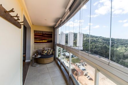 Apartamento à venda com 113m², 3 quartos e 2 vagasVaranda