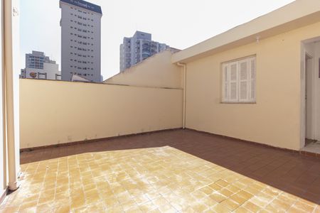 Casa à venda com 200m², 3 quartos e 2 vagas Casa à venda com 200m², 3 quartos e 2 vagasQuintal