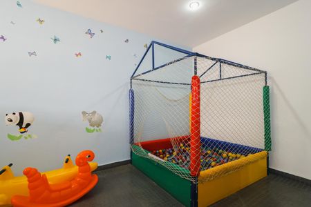 Apartamento à venda com 94m², 2 quartos e 1 vaga Apartamento à venda com 94m², 2 quartos e 1 vagaÁrea comum