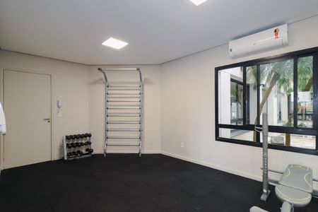 Apartamento à venda com 94m², 2 quartos e 1 vaga Apartamento à venda com 94m², 2 quartos e 1 vagaÁrea comum - Academia