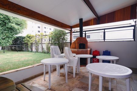 Apartamento à venda com 94m², 2 quartos e 1 vaga Apartamento à venda com 94m², 2 quartos e 1 vagaÁrea comum - Churrasqueira