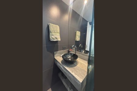 Apartamento à venda com 97m², 2 quartos e 3 vagasBanheiro Social