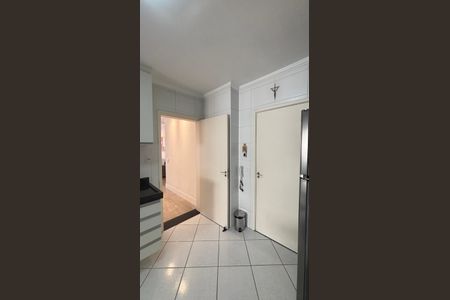 Apartamento à venda com 97m², 2 quartos e 3 vagasCozinha