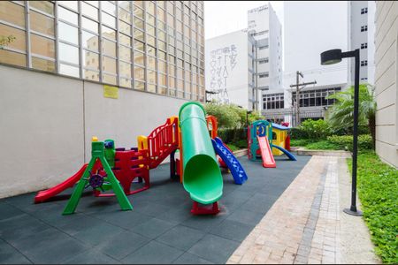 Apartamento à venda com 97m², 2 quartos e 3 vagasÁrea comum - Playground
