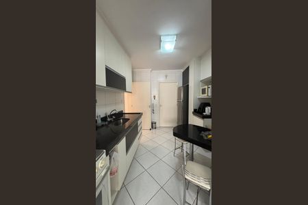 Apartamento à venda com 97m², 2 quartos e 3 vagasCozinha