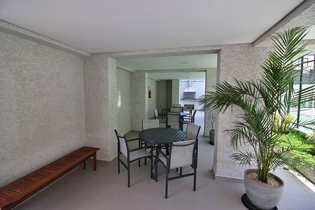 Apartamento à venda com 55m², 2 quartos e 1 vagaÁrea comum