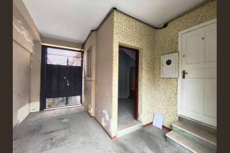 Casa para alugar com 80m², 2 quartos e 1 vaga Casa para alugar com 80m², 2 quartos e 1 vagaEntrada