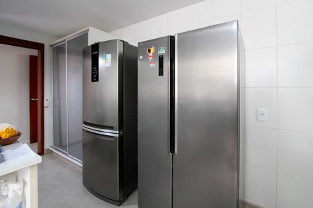 Apartamento à venda com 360m², 4 quartos e 2 vagas Apartamento à venda com 360m², 4 quartos e 2 vagasCozinha