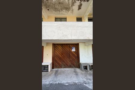 Apartamento à venda com 65m², 2 quartos e 1 vaga Apartamento à venda com 65m², 2 quartos e 1 vagaFachada