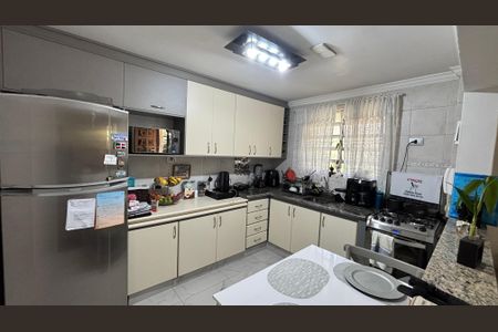 Apartamento à venda com 65m², 2 quartos e 1 vaga Apartamento à venda com 65m², 2 quartos e 1 vagaCozinha