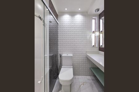 Apartamento à venda com 68m², 3 quartos e 1 vaga Apartamento à venda com 68m², 3 quartos e 1 vagaBanheiro Social