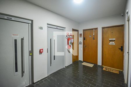 Apartamento à venda com 68m², 3 quartos e 1 vaga Apartamento à venda com 68m², 3 quartos e 1 vagaÁrea comum - Hall