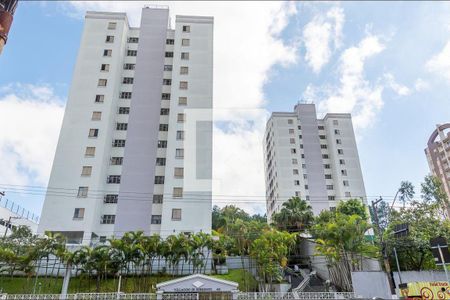 Apartamento à venda com 68m², 3 quartos e 1 vaga Apartamento à venda com 68m², 3 quartos e 1 vagaFachada