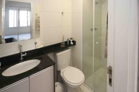 Apartamento à venda com 31m², 1 quarto e sem vaga Apartamento à venda com 31m², 1 quarto e sem vagaBanheiro da Suíte