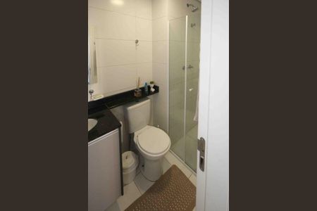 Apartamento à venda com 31m², 1 quarto e sem vaga Apartamento à venda com 31m², 1 quarto e sem vagaBanheiro da Suíte