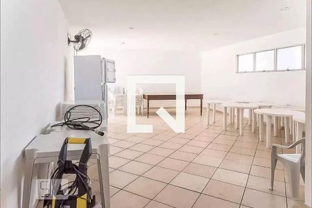 Apartamento à venda com 57m², 3 quartos e sem vagaÁrea comum